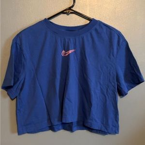 Nike Crop Top